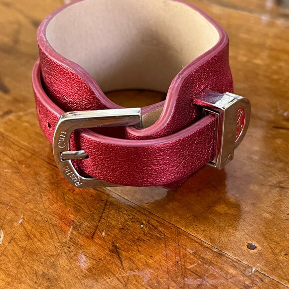 Rustic Cuff Wide Metallic Red Double Wrap Leather Logo Buckle Bracelet NEW 2" - Picture 4 of 6
